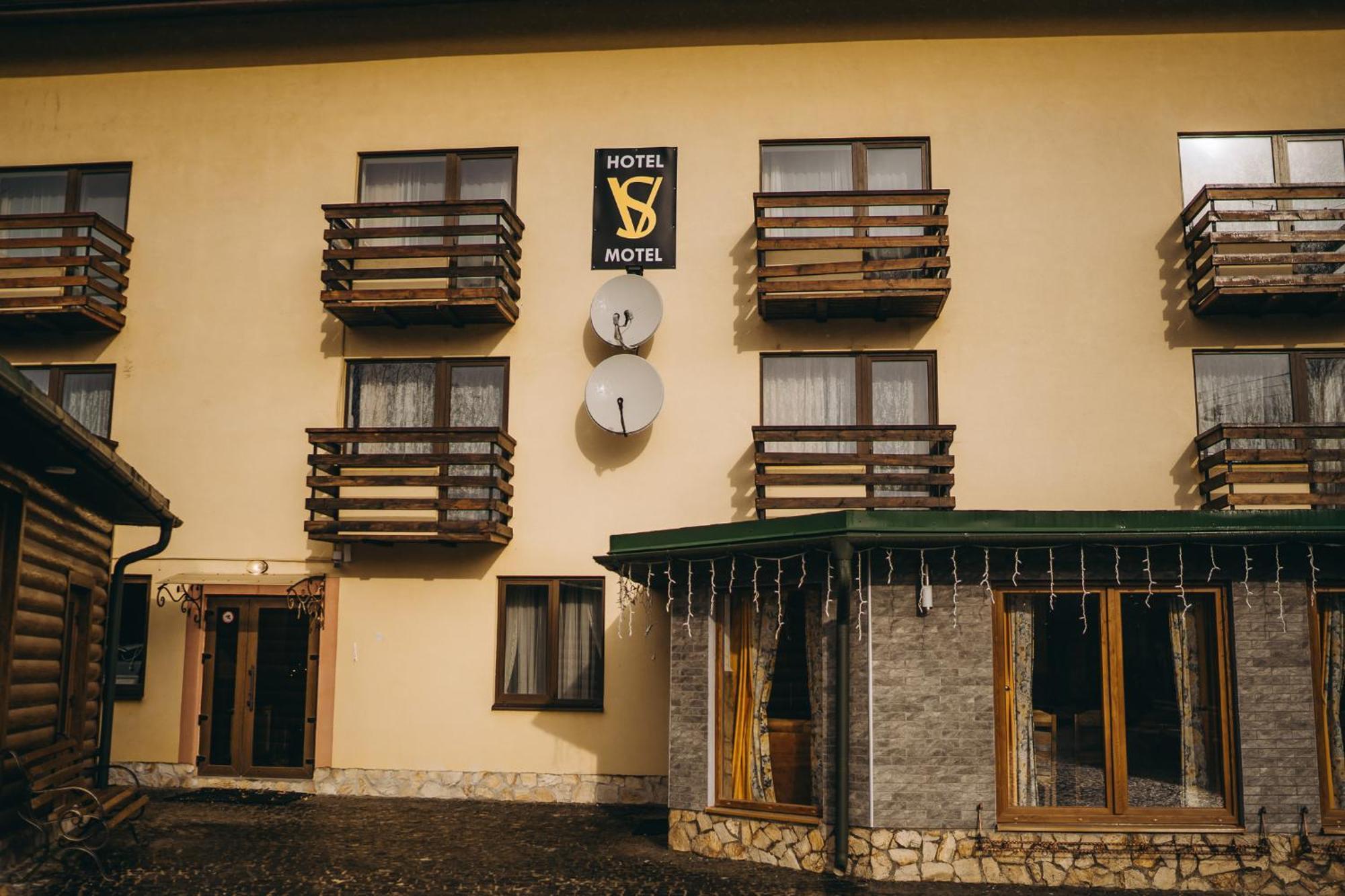Sv Hotel&Camp ラーゼシュチュナ エクステリア 写真